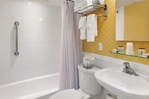 Oceanfront Pan American Hotel