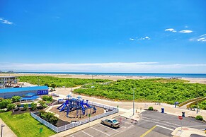Oceanfront Pan American Hotel