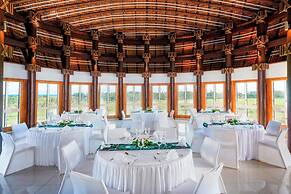 Sheraton Samoa Beach Resort