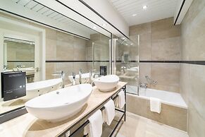 Grand Hotel Normandy by CW Hotel Collection