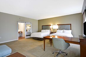 Hampton Inn & Suites Charleston Airport