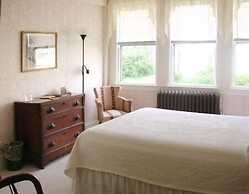 Old Granite Inn Bed & Breakfast