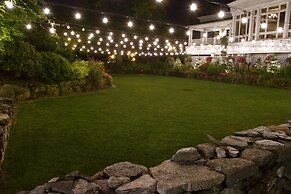 The Grand at Bedford Village Inn