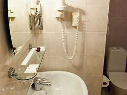 Maxima Irbis Hotel