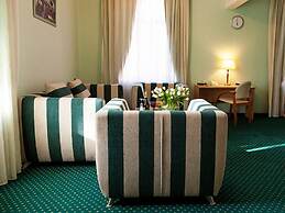 Maxima Irbis Hotel