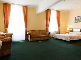 Maxima Irbis Hotel