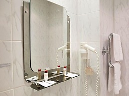 Maxima Irbis Hotel