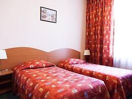 Maxima Irbis Hotel