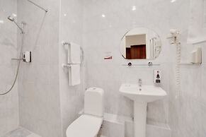 Maxima Irbis Hotel