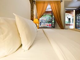 El Carmen Hotel