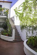 El Carmen Hotel