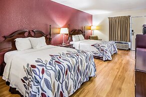 Red Roof Inn Caryville