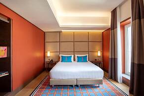 The Independent Hotel