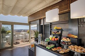 The Independent Hotel