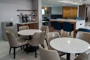 La Quinta Inn & Suites by Wyndham Dallas Mesquite