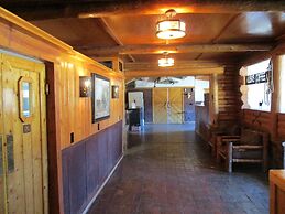 Yellowstone Valley Inn