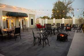Inn on the Square, an Ascend Collection Hotel