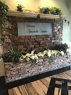 Inn on the Square, Ascend Hotel Collection