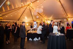 Inn on the Square, Ascend Hotel Collection