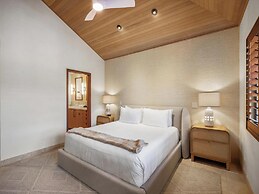 Puunoa  - CoralTree Residence Collection