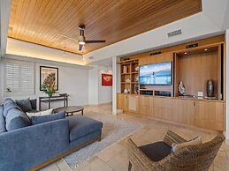 Puunoa  - CoralTree Residence Collection