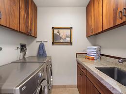 Puunoa  - CoralTree Residence Collection