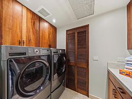 Puunoa  - CoralTree Residence Collection