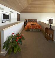 Puunoa  - CoralTree Residence Collection