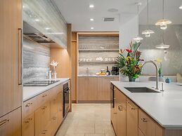 Puunoa  - CoralTree Residence Collection