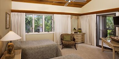 Puunoa  - CoralTree Residence Collection