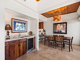 Puunoa  - CoralTree Residence Collection
