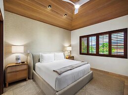 Puunoa  - CoralTree Residence Collection