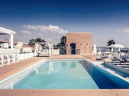 Mercure Villeneuve Loubet Plage