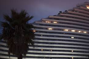 Mercure Villeneuve Loubet Plage