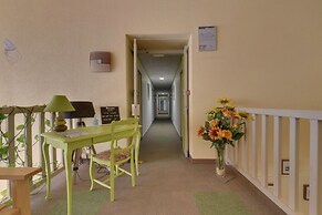 Contact Hôtel O’Nice Saintes