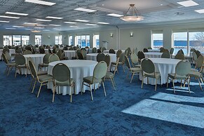 Oak Island Resort & Conference Centre