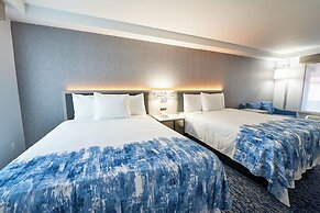 All Seasons Inn and Suites