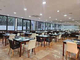 Lloret Vibe Affiliated by FERGUS