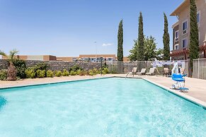 Hawthorn Suites by Wyndham Victorville