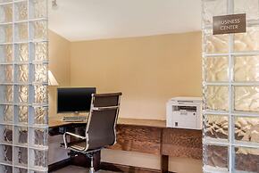 Comfort Inn Warren I-69