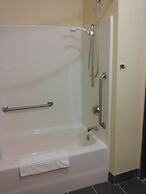 Comfort Inn Warren I-69