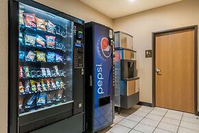 Comfort Inn Warren I-69