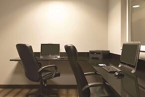 Country Inn & Suites by Radisson, Indianapolis Airport South, IN