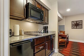 Polynesian Hotel & Suites Wisconsin Dells/Lake Delton