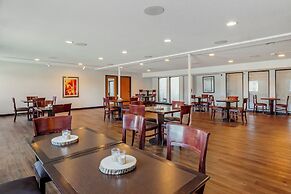 Polynesian Hotel & Suites Wisconsin Dells/Lake Delton