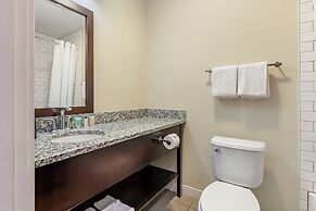 Polynesian Hotel & Suites Wisconsin Dells/Lake Delton