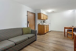 Polynesian Hotel & Suites Wisconsin Dells/Lake Delton