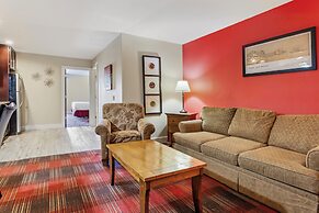 Polynesian Hotel & Suites Wisconsin Dells/Lake Delton