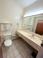 Super 8 by Wyndham Topeka at Forbes Landing