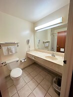 Super 8 by Wyndham Topeka at Forbes Landing
